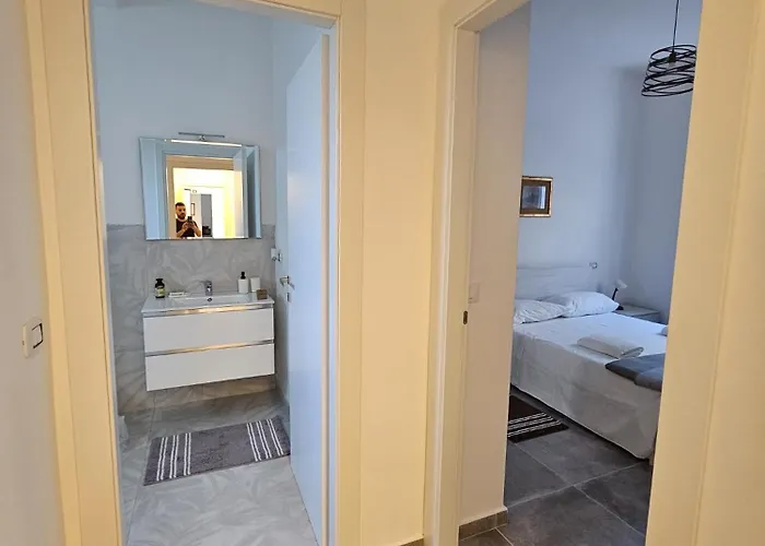 Turishome 3* 洛克里